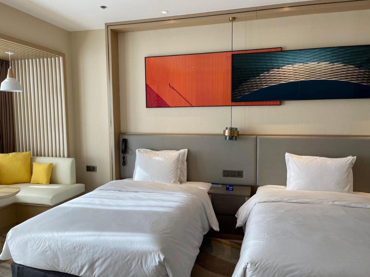 Holiday Inn Express Ulanqab Jining By Ihg Exterior photo